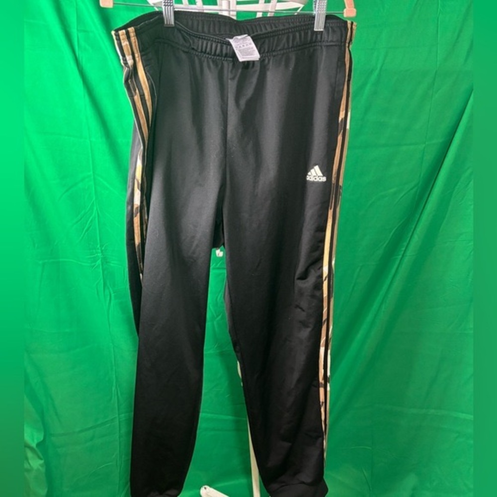 Adidas Men's‎ XL Warm-up Tricot Tapered Camo Track Pant
